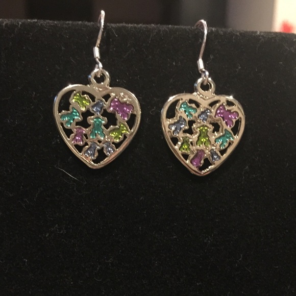 Earrings - Picture 1 of 2